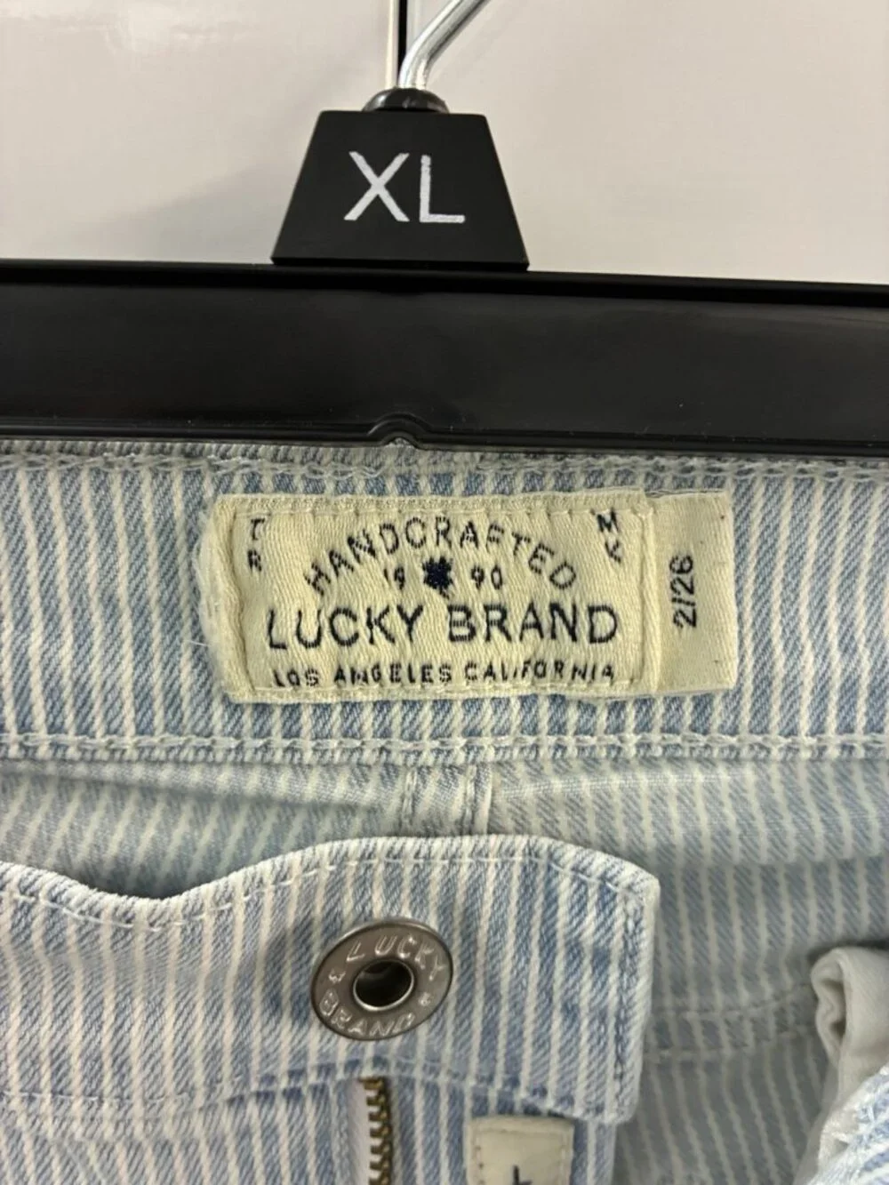 Lucky Brand Brooke Capri Jeans Womens Size 2/26‎ Striped Distressed Skinny